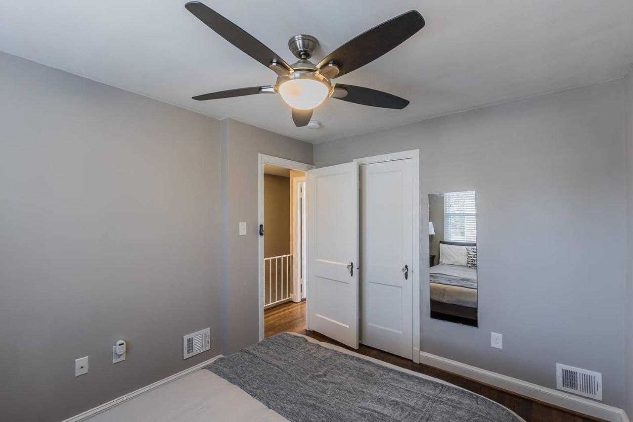 Beautiful 3Br 2Ba House With Cozy Backyard By Cozysuites Alexandria Extérieur photo