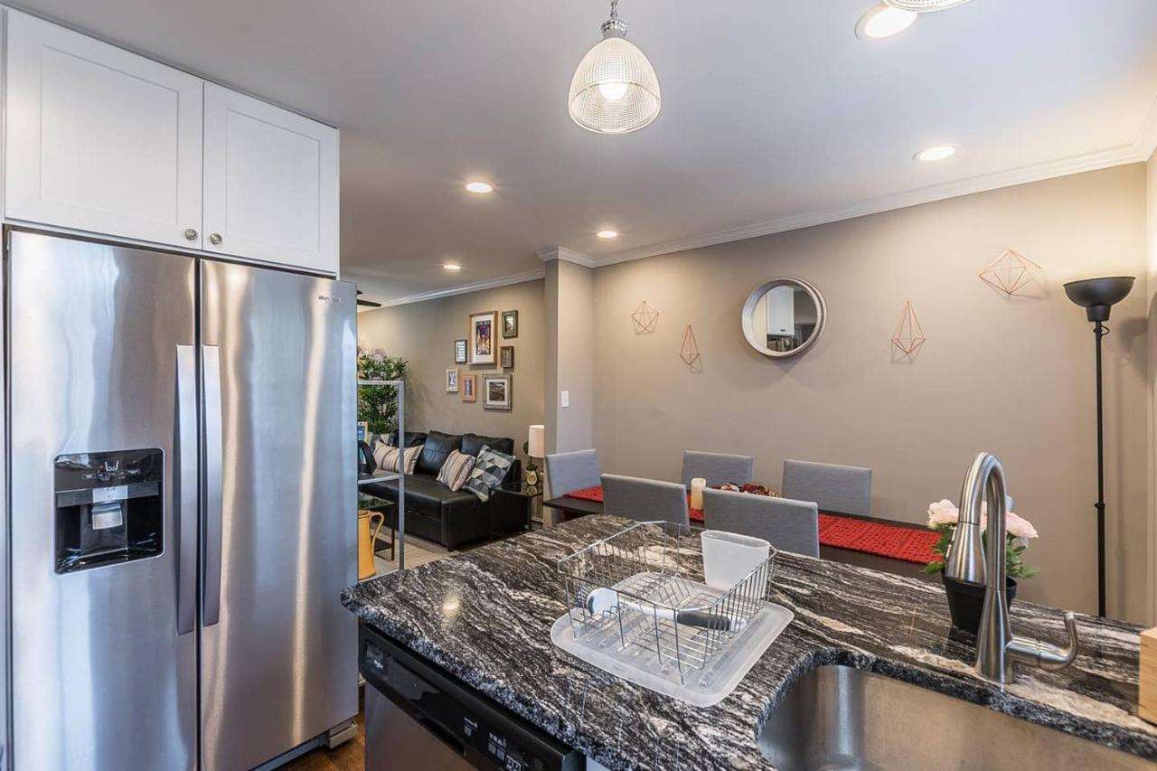 Beautiful 3Br 2Ba House With Cozy Backyard By Cozysuites Alexandria Extérieur photo